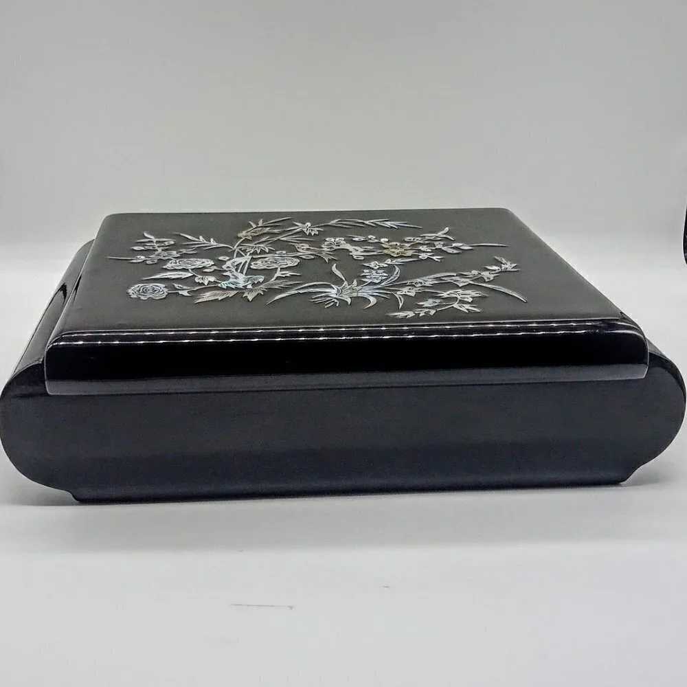 Black Lacquer Mother-of-Pearl Inlay Rolled Edge Jewelry Box